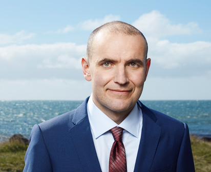 Guðni Th. Jóhannesson, félagi í RA, kjörinn forseti Íslands
